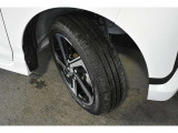 タイヤサイズは165/55R15