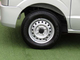 ご検討中のお車に装備されていない部品(ナビゲーションやドライブレコーダー等)や外装コーティング等のご相談もお気軽に弊社スタッフにお尋ねください。