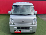 全国登録・納車可能です。1年間走行距離無制限の「日産ワイド保証」で全国3000ヵ所の日産サービス工場がサポートします
