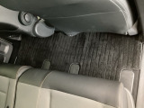 ご契約の流れは、当店のスタッフがわかりやすく説明いたしますのでお気軽にお声かけください!