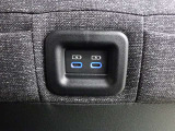 気持ち良く新しいカーライフがスタートできます様全車内外装クリーニングを実施しております。