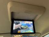 【フリップダウンモニター】付き☆後部座席に座りながら大画面でTVやDVDをお楽しみいただけます♪