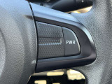 「PWR」スイッチを押すとパワーモードに切り替わり、余裕のある軽快な走りを楽しめます。