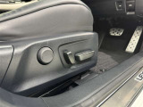 パワーシート搭載。微妙な調整が手軽にでき、ピッタリのポジションで運転することが可能です。