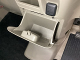 「据置クレジットは最終回の支払いに一定額(据置額)を設定し、残りの金額を分割で支払うプランです。月々の負担を抑えられるため、ワンランク上の車に乗りたい方や現金を手元に残しておきたい方に適しています。