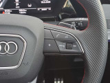 ●スイッチ類・ダイヤル類など細部までこだわりを感じ取れるインテリアです。Audiでは触感開発チームがございます。クリック感は操作する喜びを感じていただけます。