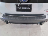 SUBARU SOSコール・ iコール!急な体調不良など運転が困難な場合や車両故障など突然のトラブル時に専用ボタンを押すとコールセンターに接続いたします。(ご利用には、お申し込み手続きが別途必要です)