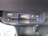 ETC車載器搭載で、高速料金所もスイスイ通過!!スマートインターチェンジも使えて寄り便利!!