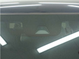 ◆Honda SENSING◆ カメラ等装置で精度の高い検知能力を発揮、安全運転を支援します。ステアリング上のコントローラーに注目!