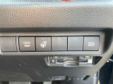 操作のしやすさが分かるスイッチ類。装備有無と配置、文字消えや使用感までチェックできます。