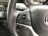 ステアリング周りのスイッチになります。音量調整ができます。