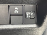 横滑りを抑制し車の姿勢の安定を図るVSA機能を搭載。