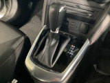 全てのトランスミッションのメリットを兼ね備えた理想的なAT、それがSKYACTIV-DRIVE(スカイアクティブドライブ)です。「滑らかな変速」「ダイレクト感あふれるシフトフィール」そして「低燃費」です!