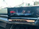BMW/MINIを熟知したメカニックによる100項目の点検・整備を行います。不具合箇所、交換時期に達している部品に関しましては、全て当社負担で交換してからのご納車となります。