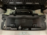 荷室下部にも大型の物入がございます♪