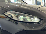 BMWのオートライトは積極的にライトをつけることにより、自車の存在を周囲に向けアピールいたします。それは安全性への配慮でもあります。