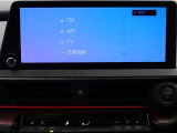 デイスプレイオーディオを装備。スマホとクルマをつなぐことで、いろんなサービスが楽しめます。(AppleCarplay/AndroidAuto 対応)