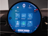 『運転』に対するBMWのこだわりはメーターパネルにも表れております。視野性の良いメーターパネルは疲労感の軽減と、運転の楽しさをもたらしてくれます。