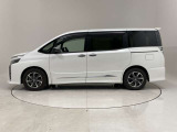 当社の車両本体価格には、納車前の車検整備費用も含まれています。別途で支払う場合、点検費用も安くありません。やっぱりU-Carは総額でも比べる必要がありますね。