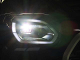 LEDテクノロジーにて放射される白色光の周波特性は太陽光に近く明るく輝きます