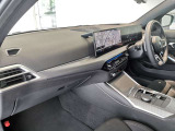 群馬BMWプレミアムセレクション前橋は認定中古車販売のスペシャリストとして品質へのこだわり、特に喫煙歴の無いだれもが気持ちよく購入検討いただける車両を展示しております。遠方からもお問い合わせください。