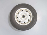 タイヤサイズは【185/65R15】アルミホイールは純正です☆