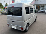 運転席側リヤ
