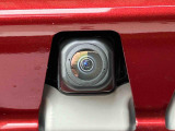 バックカメラで車庫入れラクラク♪♪