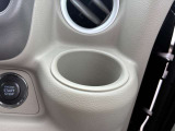 ドリンクホルダー装備☆運転席右側についていますのでdrinkも取り出しやすい☆