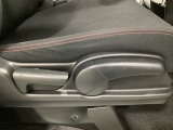 Honda認定中古車「U-Select」はHonda車である事と、思いもよらない高額修理のリスクに備えるため修復歴がない車両に限定、さらに第三者機関の車両状態証明書をすべての車両で取得しています。