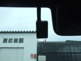 ドライブレコーダー搭載(前方)あおり運転や事故に遭遇した際に映像を記録します