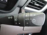 AUTOの位置にセットしておくと、暗くなったら自動でライトの点灯をサポートしてくれます!高速道路でのトンネル通過時など便利です!