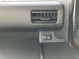 車内を快適に保つエアコン装備。ドライブには欠かせない装備ですね。
