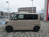 支払総額は茨城県内のお客様の金額となります。遠方への登録費用や納車費用は別途かかって参りますのでご了承くださいませ。