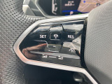 ACC+トラベルアシスト搭載。高速道路でのレーンキープや前走車との車間維持をアシストし、長距離ドライブをより快適にします。