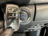 品質へのこだわり!フロアマットやシートなど車内をキレイに清掃し、ニオイや汚れなどを徹底的にクリーニングしてもらっております。室内はピカピカです☆