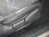 ◆シートハイトアジャスター◆運転席を上下に高さ調節ができます!運転ポジションを体格に合わせてシート調整できます。
