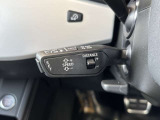 ●アダプティブクルーズコントロール『設定した速度で前方車両に追いつくと、安全な車間距離を自動で調整して前方車両を追従します。長距離ドライブでの疲労を軽減する大変重宝する機能です。』