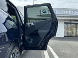 国道1号線に沿い横浜市営地下鉄「三ッ沢上町駅」から徒歩約10分。 BMW Premium Selection 横浜三ッ沢店 / 〒240-0062神奈川県横浜市保土ヶ谷区岡沢町322-3 / TEL:045-612-8488