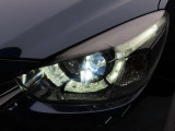 LEDヘッドライトを搭載。夜間の運転も安心です♪