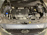 SKYACTIV-G搭載!爽快なパワーフィールと低中速の豊かなトルクによる実用域での扱い易さを是非体感して下さい!エンジンルーム内の清掃も行き届いております♪