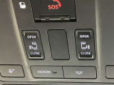 運転席天井部のサテライトスイッチです。