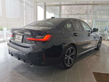 BMWプレミアムセレクション前橋では、高年式低走行モデルからMモデル、年式が経ちなかなかディーラーでは見かけないモデルまで幅広いラインナップで認定中古車を取り扱っております。品質に自信があります。