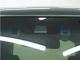◆Honda SENSING◆ カメラ等装置で精度の高い検知能力を発揮、安全運転を支援します。ステアリング上のコントローラーに注目!