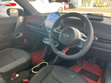 このお車はMINI NET浦和美園に展示中です!総在庫900台を当店でご案内可能です!ご来場、お問い合わせをスタッフ一同お待ちしております。