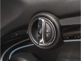 お問合せ・詳細はMINI正規ディーラーNEXT三宮店  お問い合わせ:078-803-3298 までお気軽にお問合せ下さいませ。弊社は良品質車をネット非掲載も含め多数取り揃えております。