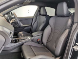 BMWプレミアムセレクション前橋では、高年式低走行モデルからMモデル、年式が経ちなかなかディーラーでは見かけないモデルまで幅広いラインナップで認定中古車を取り扱っております。品質に自信があります。