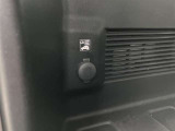 荷室サイドにもアクセサリーソケットを装備