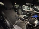 メルセデス・ベンツの定める厳しい基準をクリアしたお車のみをご案内させて頂きます。納車前整備はメーカー規定に基づき100項目以上にも及ぶ点検を熟練のメカニックによって行いご納車させて頂きます。