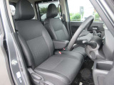 視界が良く運転性の良いフロントシート
